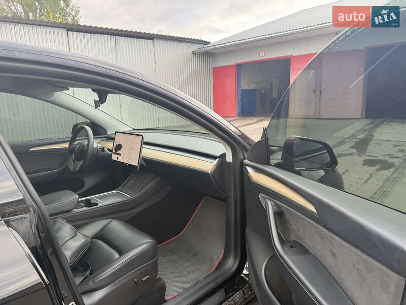 Позашляховик / Кросовер Tesla Model Y 2023 в Калинівці фото 12 Позашляховик / Кросовер Tesla Model Y 2023 в Калинівці