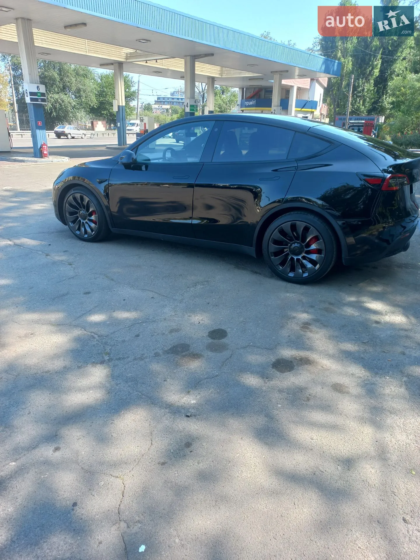 2022 Tesla Model Y - мініатюра 8