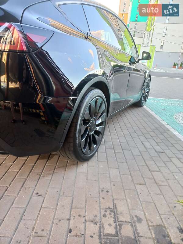 Позашляховик / Кросовер Tesla Model Y 2022 в Дніпрі