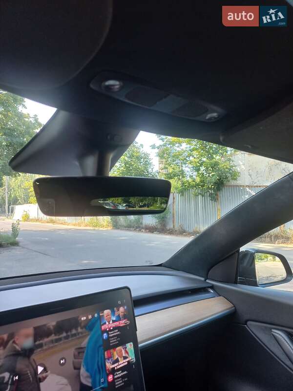 Позашляховик / Кросовер Tesla Model Y 2022 в Дніпрі