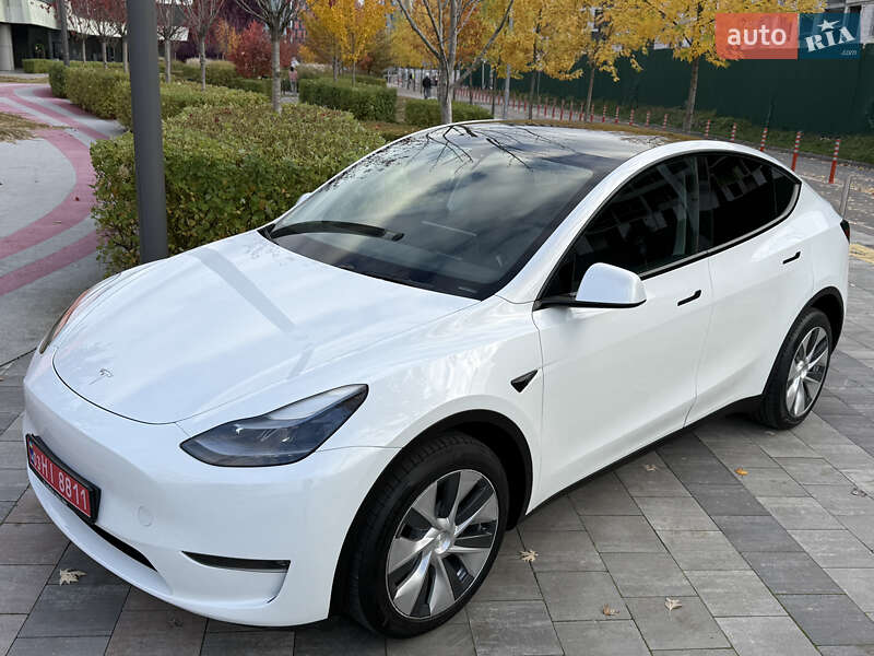 Внедорожник / Кроссовер Tesla Model Y 2023 в Киеве фото 15 Внедорожник / Кроссовер Tesla Model Y 2023 в Киеве