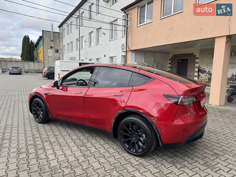 Позашляховик / Кросовер Tesla Model Y 2021 в Луцьку