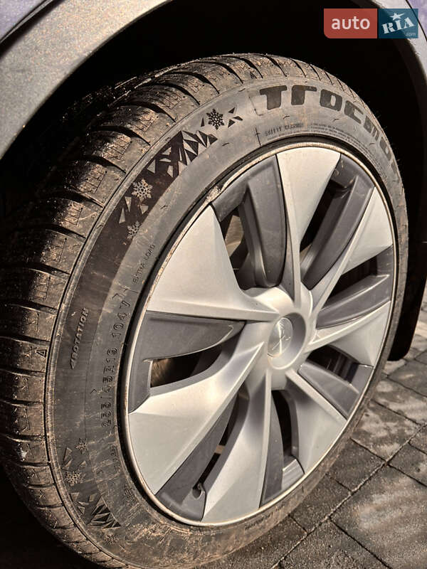 Внедорожник / Кроссовер Tesla Model Y 2021 в Львове фото 10 Внедорожник / Кроссовер Tesla Model Y 2021 в Львове