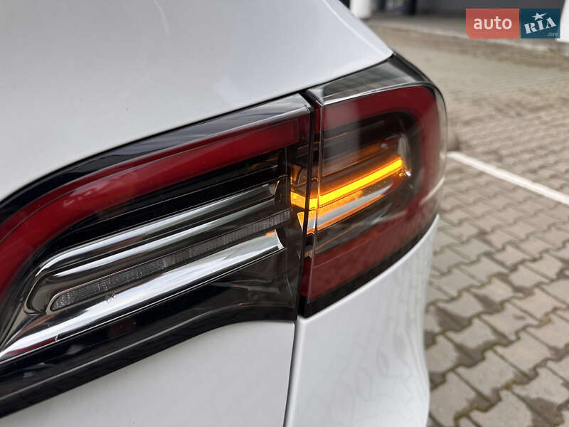 Внедорожник / Кроссовер Tesla Model Y 2023 в Киеве фото 20 Внедорожник / Кроссовер Tesla Model Y 2023 в Киеве