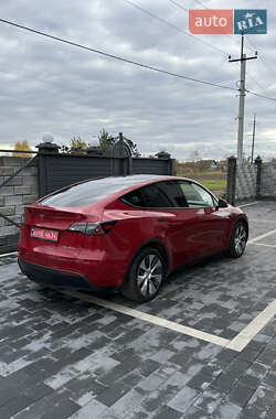 Внедорожник / Кроссовер Tesla Model Y 2022 в Дубно