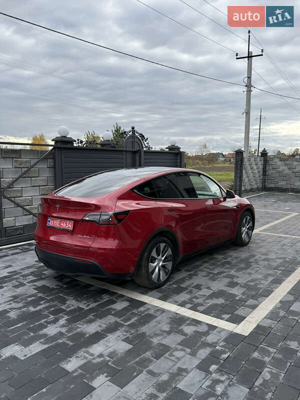 Позашляховик / Кросовер Tesla Model Y 2022 в Дубні фото 10 Позашляховик / Кросовер Tesla Model Y 2022 в Дубні