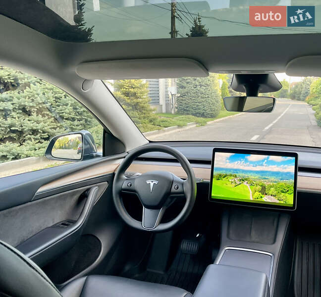 Внедорожник / Кроссовер Tesla Model Y 2023 в Днепре
