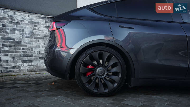 Позашляховик / Кросовер Tesla Model Y 2022 в Львові фото 5 Позашляховик / Кросовер Tesla Model Y 2022 в Львові
