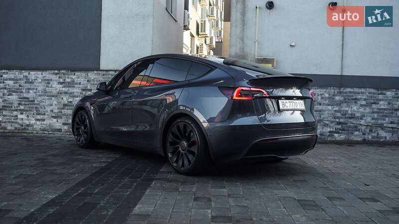 Позашляховик / Кросовер Tesla Model Y 2022 в Львові фото 12 Позашляховик / Кросовер Tesla Model Y 2022 в Львові