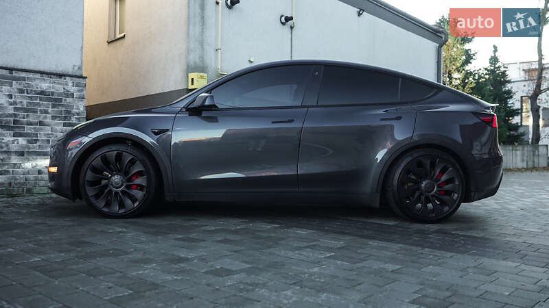 Позашляховик / Кросовер Tesla Model Y 2022 в Львові фото 14 Позашляховик / Кросовер Tesla Model Y 2022 в Львові