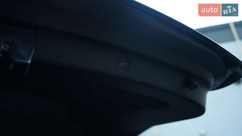Позашляховик / Кросовер Tesla Model Y 2022 в Львові фото 29 Позашляховик / Кросовер Tesla Model Y 2022 в Львові