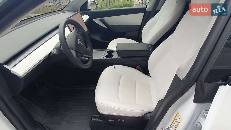 Внедорожник / Кроссовер Tesla Model Y 2021 в Киеве фото 13 Внедорожник / Кроссовер Tesla Model Y 2021 в Киеве