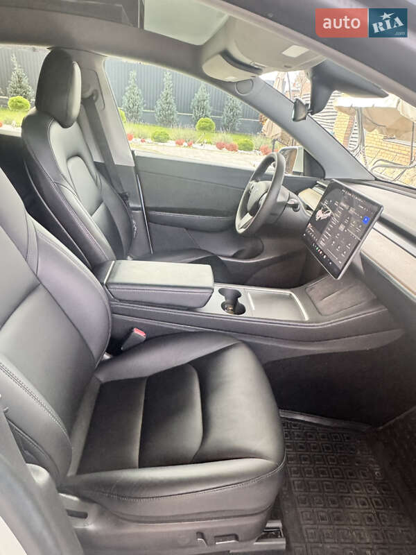 Позашляховик / Кросовер Tesla Model Y 2021 в Вінниці