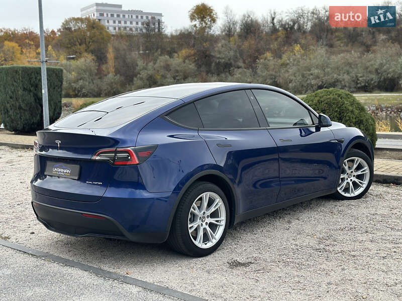 Внедорожник / Кроссовер Tesla Model Y 2020 в Днепре