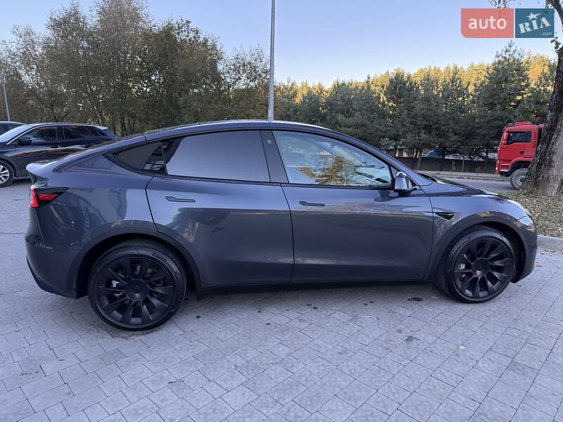 Внедорожник / Кроссовер Tesla Model Y 2022 в Львове фото 8 Внедорожник / Кроссовер Tesla Model Y 2022 в Львове