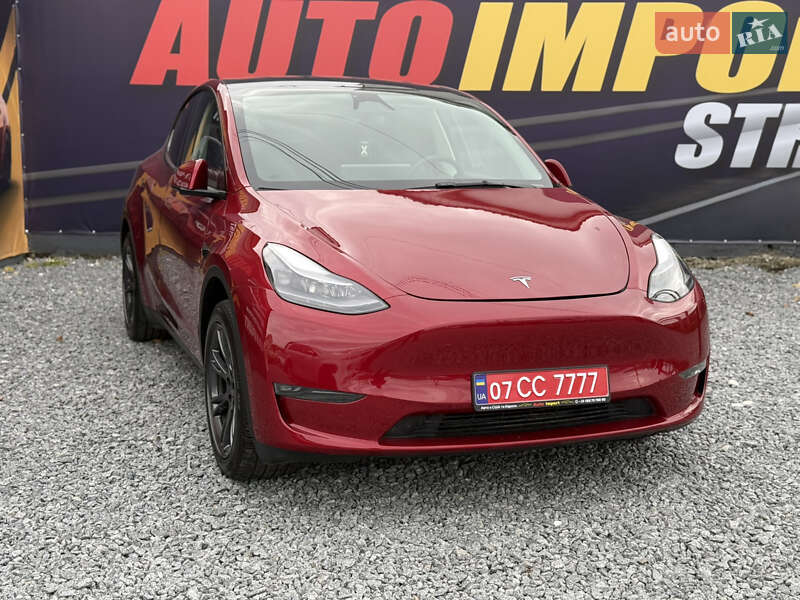 Позашляховик / Кросовер Tesla Model Y 2024 в Стрию
