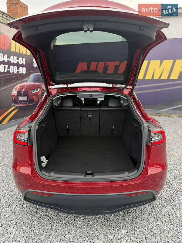 Позашляховик / Кросовер Tesla Model Y 2024 в Стрию