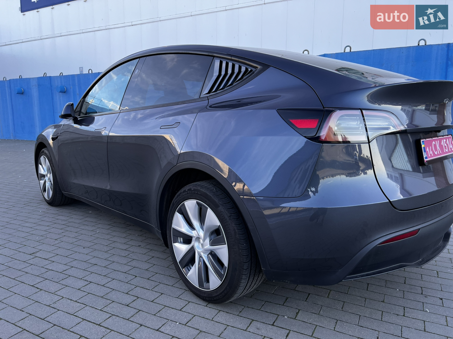 2023 Tesla Model Y - мініатюра 3