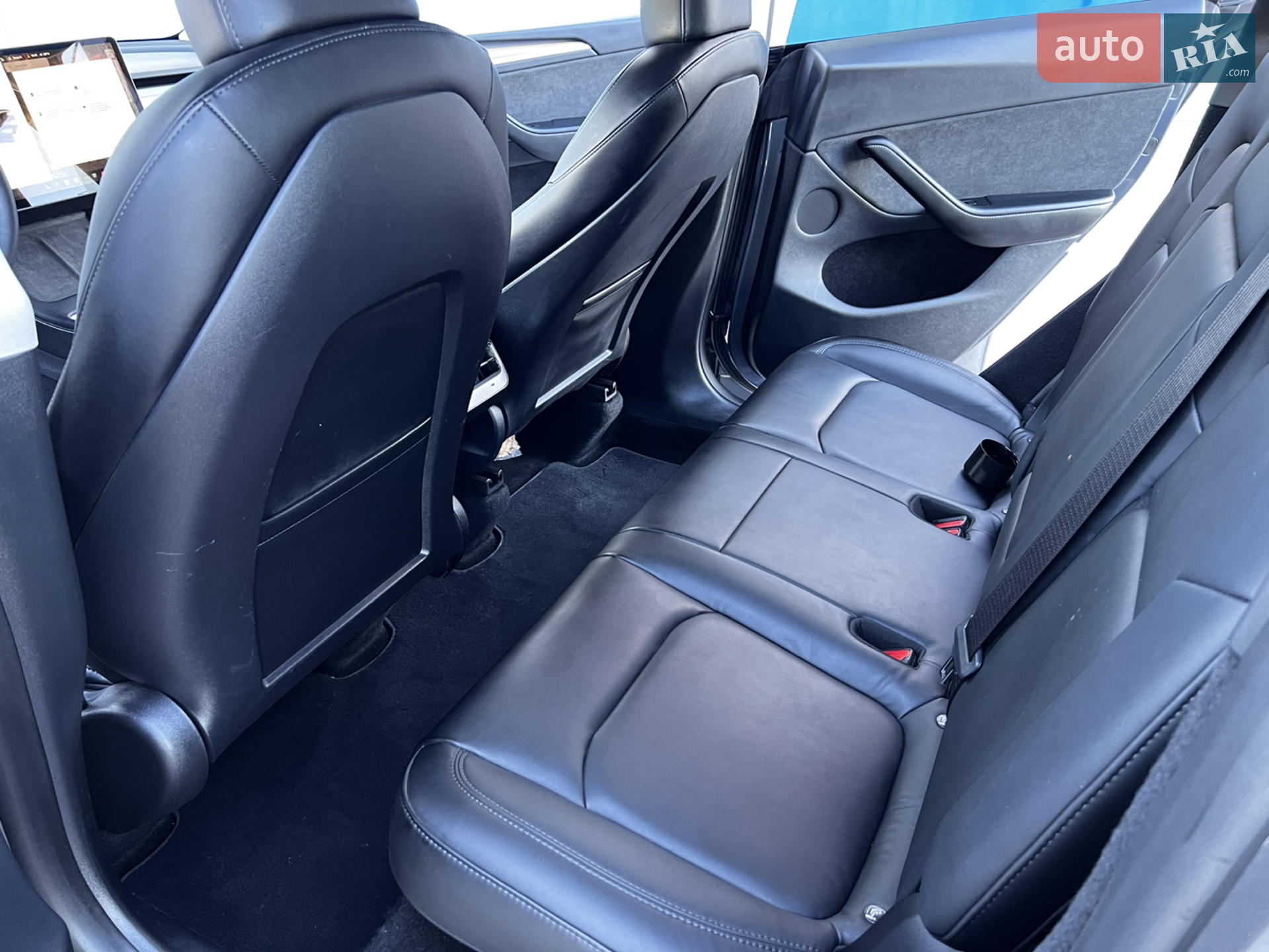 2023 Tesla Model Y - мініатюра 8