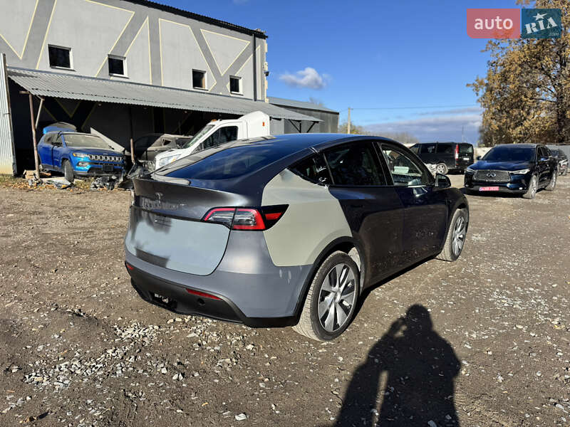 Позашляховик / Кросовер Tesla Model Y 2023 в Рівному фото 9 Позашляховик / Кросовер Tesla Model Y 2023 в Рівному