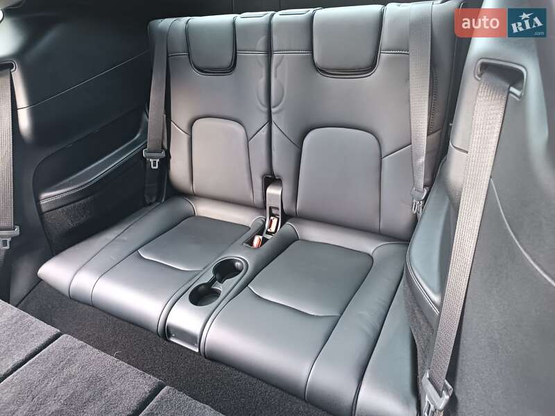 Позашляховик / Кросовер Tesla Model Y 2023 в Дніпрі