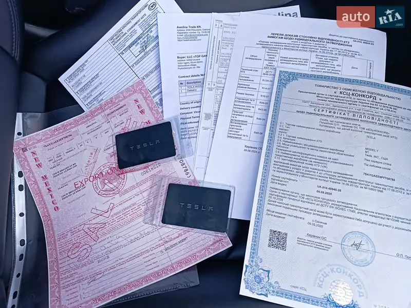 Позашляховик / Кросовер Tesla Model Y 2023 в Дніпрі документ