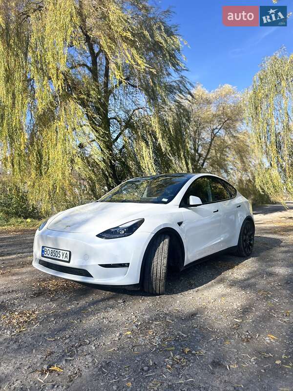 Tesla Model Y 2022 Tesla Model Y 2022