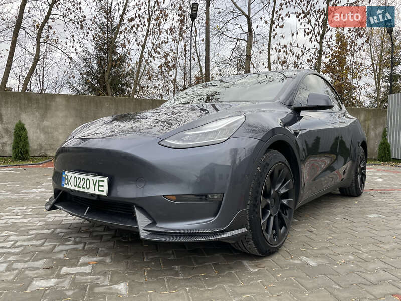 Позашляховик / Кросовер Tesla Model Y 2022 в Костопілі фото 11 Позашляховик / Кросовер Tesla Model Y 2022 в Костопілі
