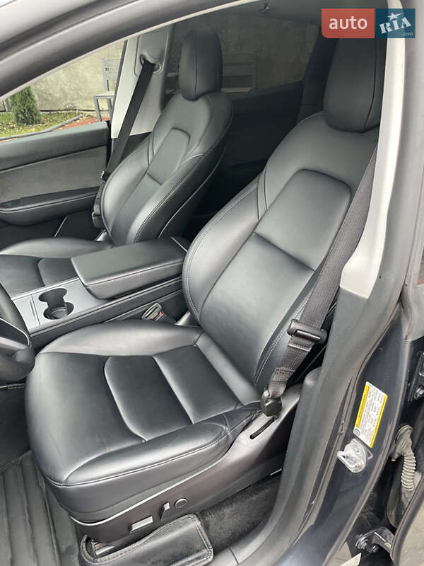 Позашляховик / Кросовер Tesla Model Y 2022 в Костопілі фото 24 Позашляховик / Кросовер Tesla Model Y 2022 в Костопілі