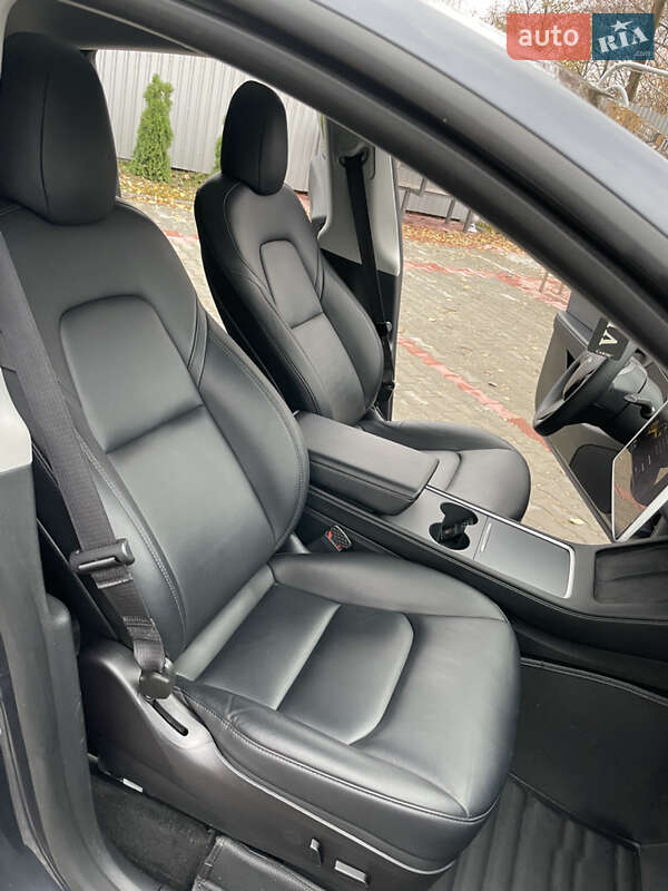 Позашляховик / Кросовер Tesla Model Y 2022 в Костопілі фото 30 Позашляховик / Кросовер Tesla Model Y 2022 в Костопілі