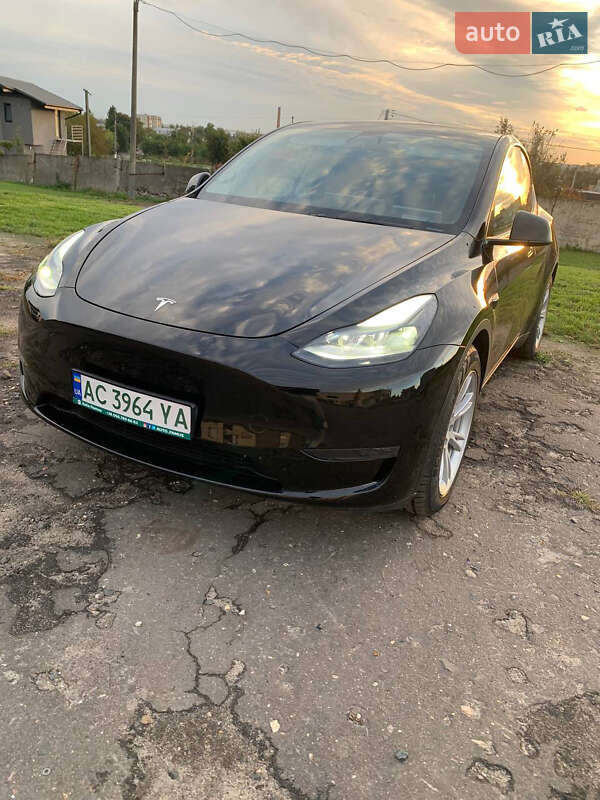 Внедорожник / Кроссовер Tesla Model Y 2023 в Луцке фото 3 Внедорожник / Кроссовер Tesla Model Y 2023 в Луцке