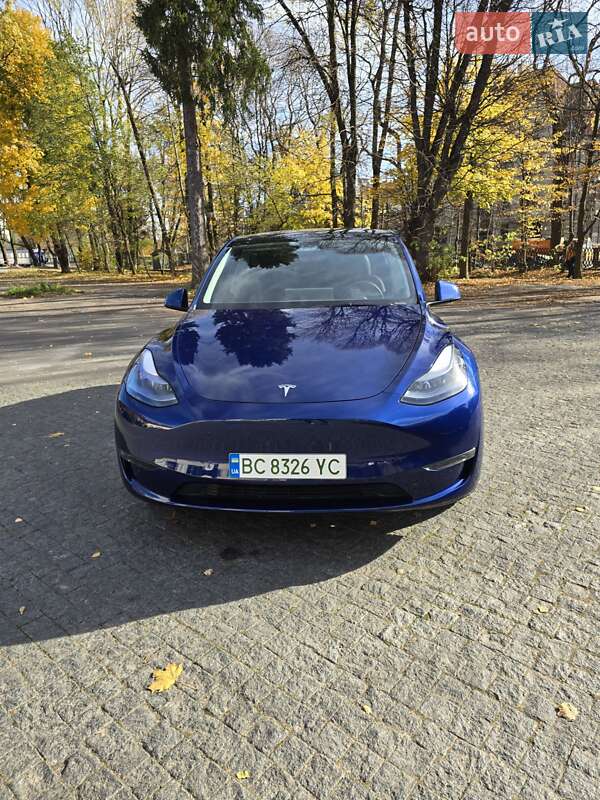 Позашляховик / Кросовер Tesla Model Y 2024 в Львові фото 8 Позашляховик / Кросовер Tesla Model Y 2024 в Львові