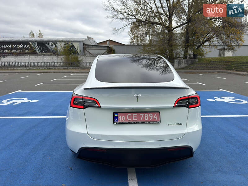 Позашляховик / Кросовер Tesla Model Y 2022 в Києві фото 5 Позашляховик / Кросовер Tesla Model Y 2022 в Києві