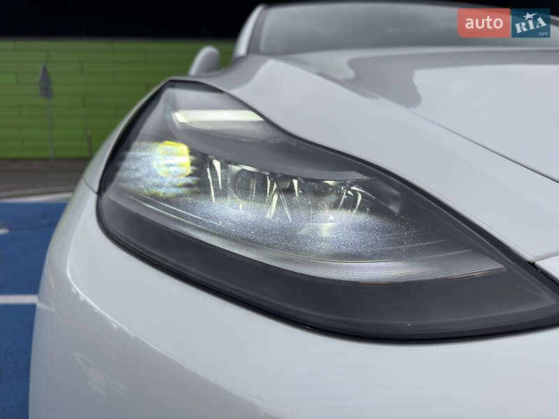 Позашляховик / Кросовер Tesla Model Y 2022 в Києві фото 11 Позашляховик / Кросовер Tesla Model Y 2022 в Києві