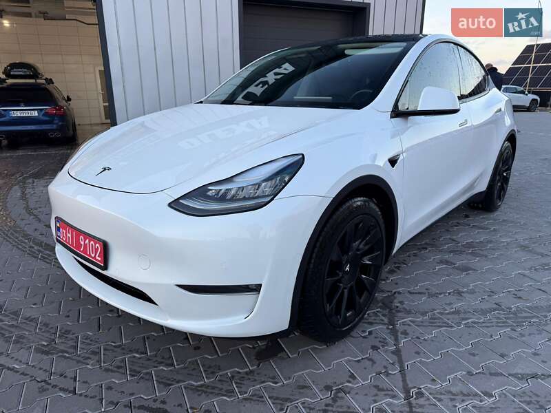 Внедорожник / Кроссовер Tesla Model Y 2020 в Владимире