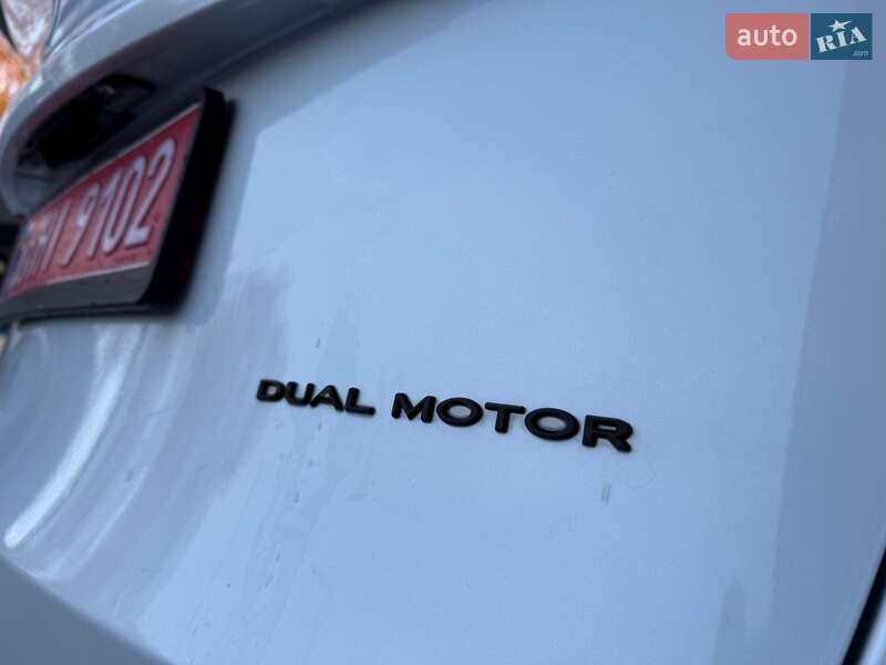 Внедорожник / Кроссовер Tesla Model Y 2020 в Владимире