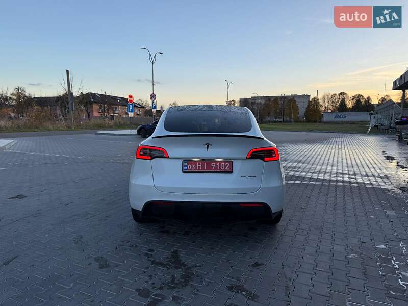 Внедорожник / Кроссовер Tesla Model Y 2020 в Владимире