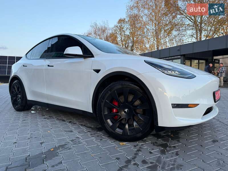 Внедорожник / Кроссовер Tesla Model Y 2020 в Владимире