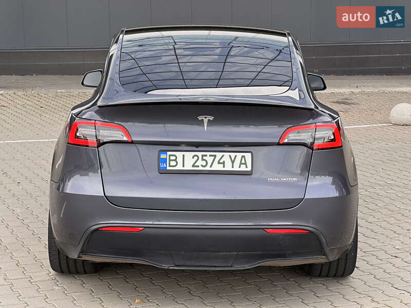 Позашляховик / Кросовер Tesla Model Y 2022 в Києві фото 11 Позашляховик / Кросовер Tesla Model Y 2022 в Києві