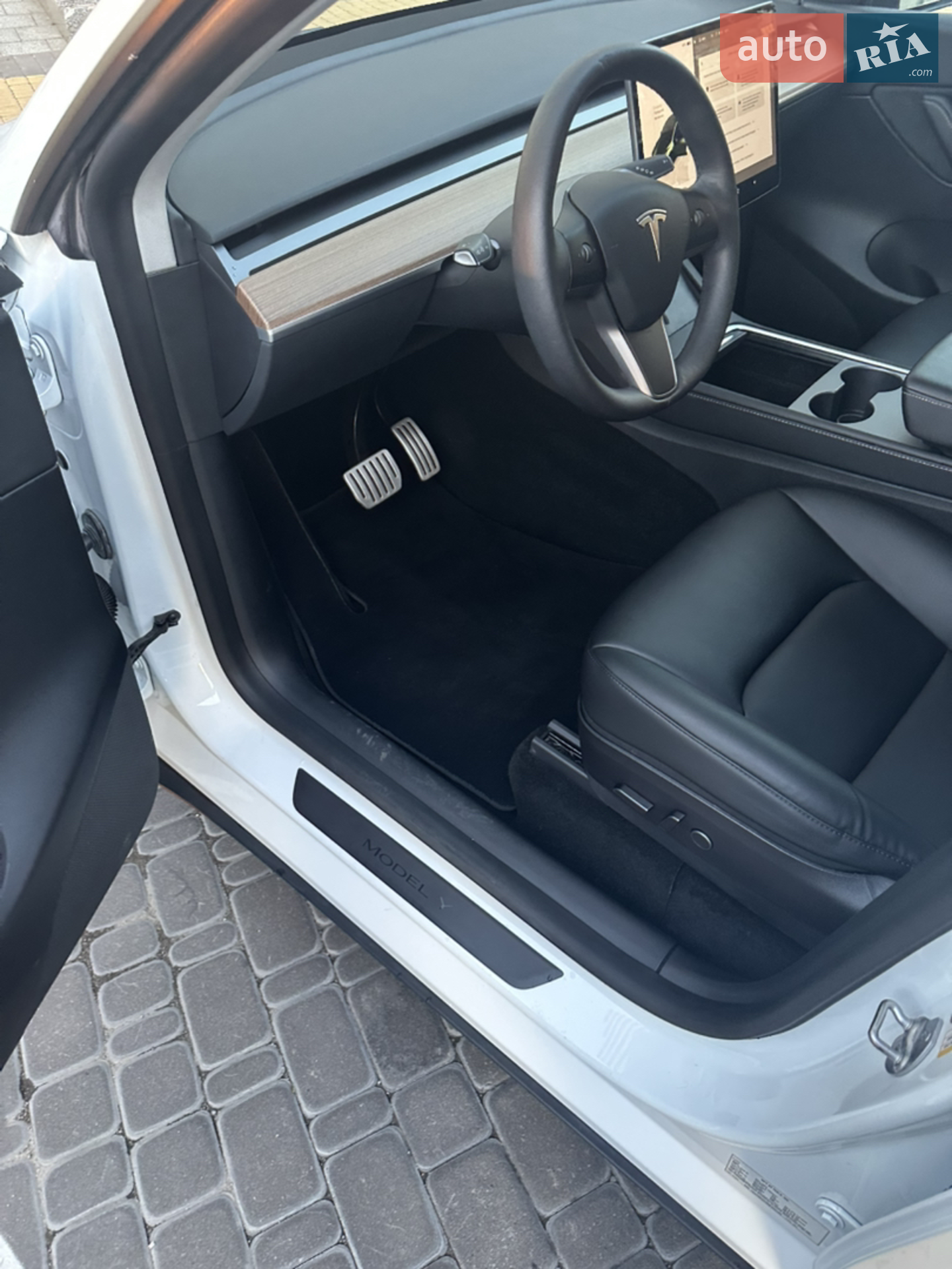 2022 Tesla Model Y - мініатюра 8