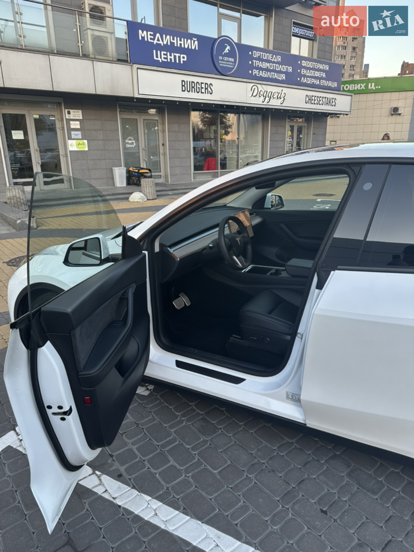 2022 Tesla Model Y - мініатюра 20