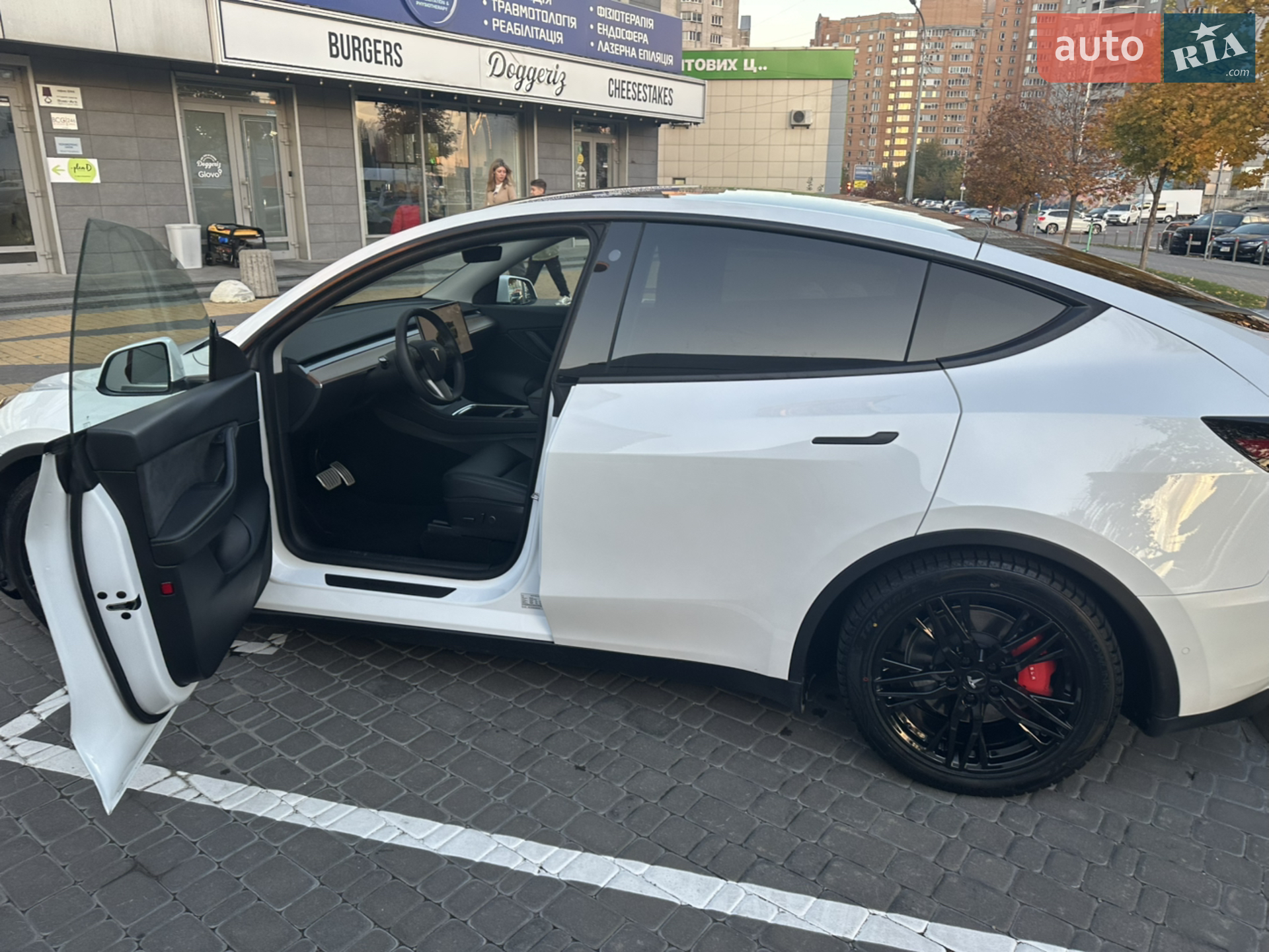 2022 Tesla Model Y - мініатюра 21