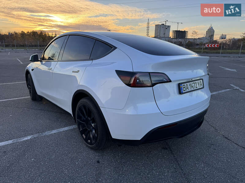 Внедорожник / Кроссовер Tesla Model Y 2023 в Киеве фото 8 Внедорожник / Кроссовер Tesla Model Y 2023 в Киеве