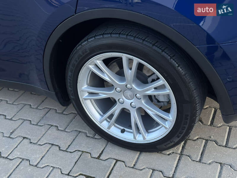 Позашляховик / Кросовер Tesla Model Y 2021 в Івано-Франківську фото 35 Позашляховик / Кросовер Tesla Model Y 2021 в Івано-Франківську