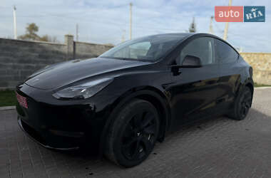 Позашляховик / Кросовер Tesla Model Y 2023 в Хоросткові