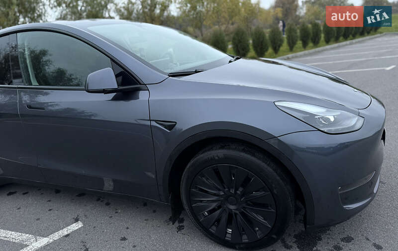Позашляховик / Кросовер Tesla Model Y 2023 в Хмільнику