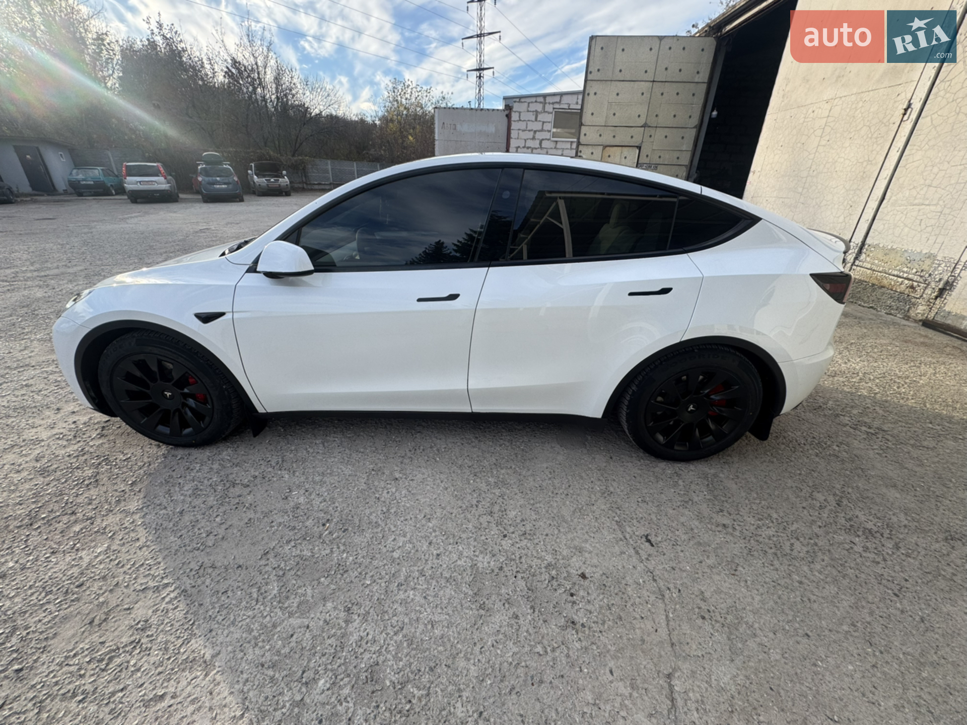 2023 Tesla Model Y - мініатюра 3