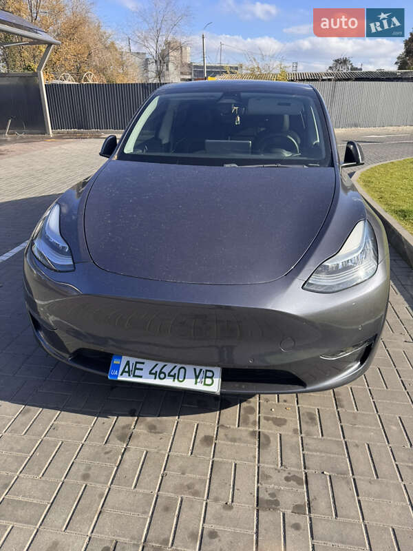 Tesla Model Y 2020