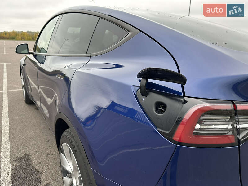 Позашляховик / Кросовер Tesla Model Y 2023 в Рівному