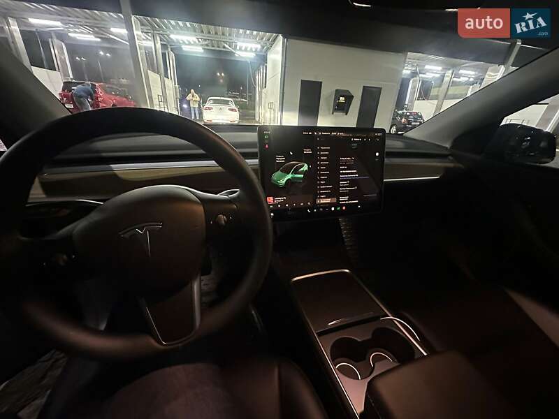 Позашляховик / Кросовер Tesla Model Y 2022 в Києві